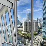 Moderne 2 Bed 2 Bath At The W Residence