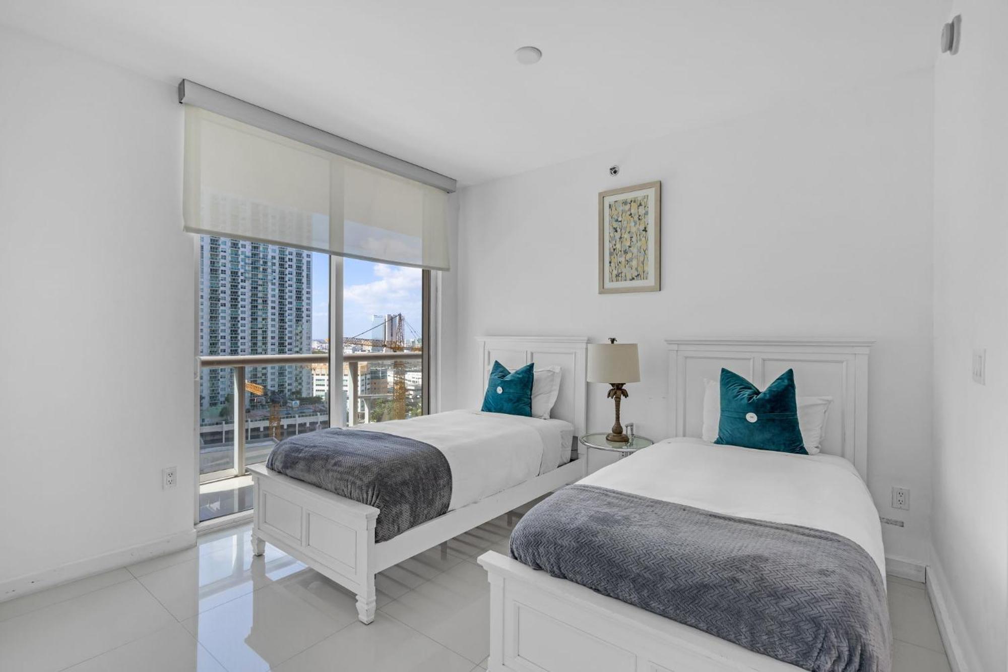 Apartment Moderne 2 Bed 2 Bath At The W Miami