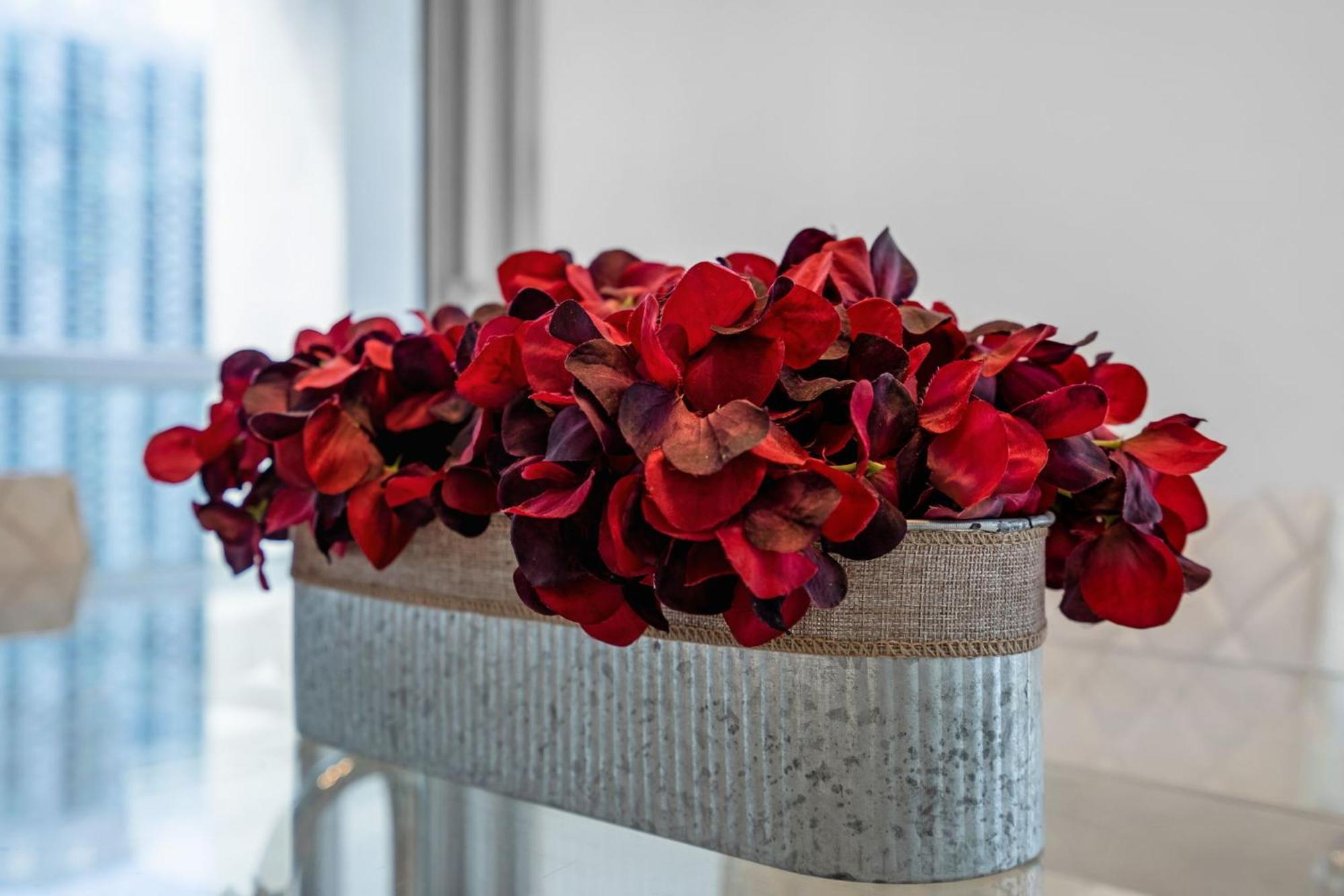 Moderne 2 Bed 2 Bath At The W Apartment *