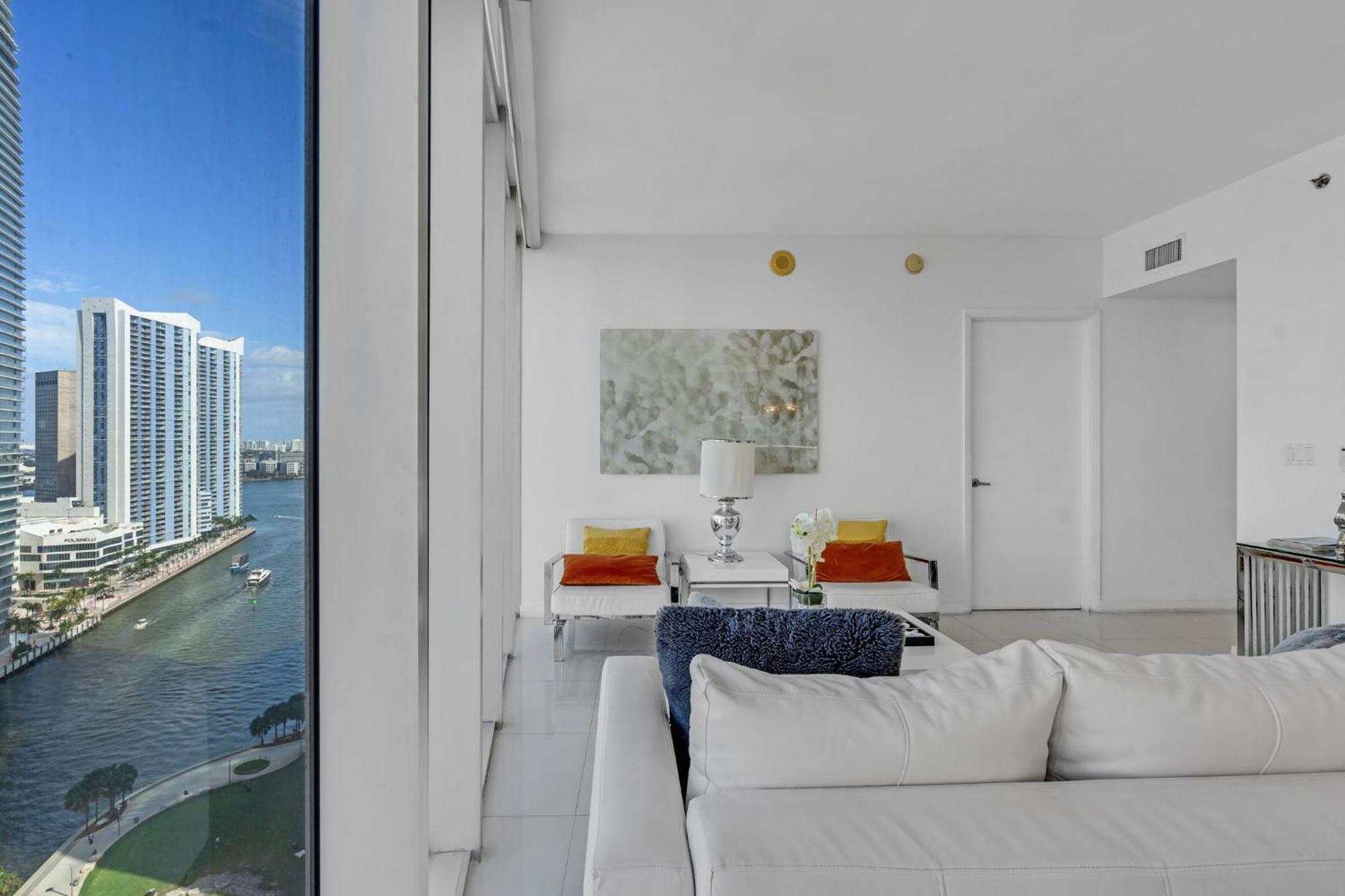 Apartment Moderne 2 Bed 2 Bath At The W